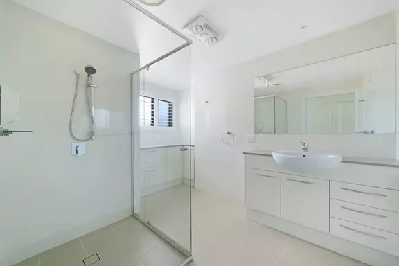 Apartment 39 - Bolton Clarke Broadwater Gardens - Retirement Living