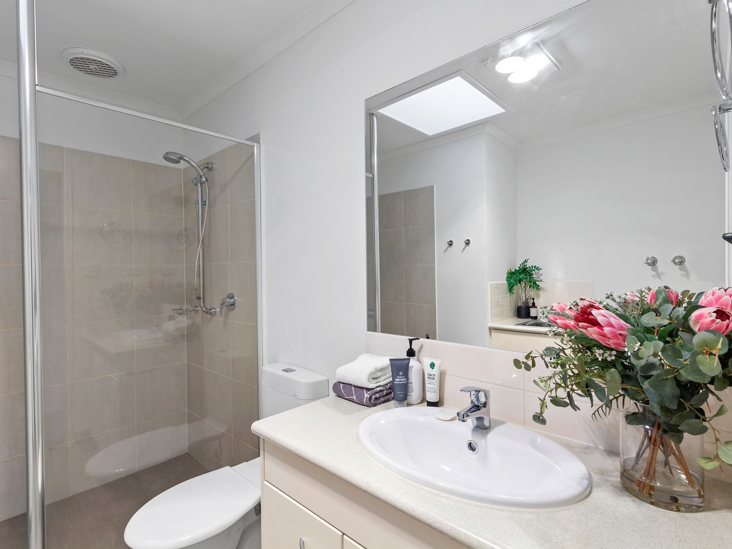 Unit 123 - Knox Village