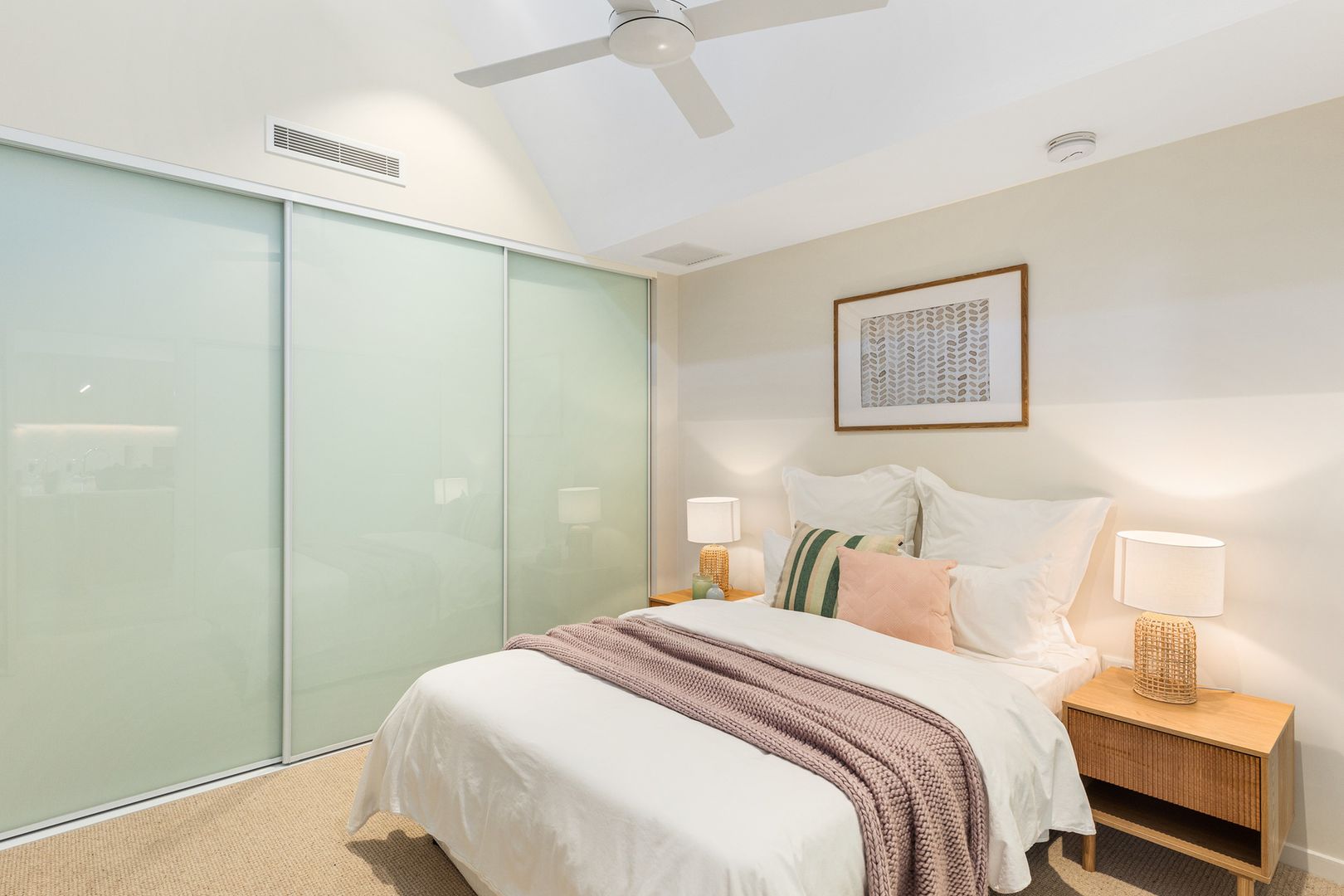 Light, bright and spacious apartment