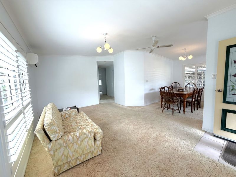 Open Plan Living in a Great Location
