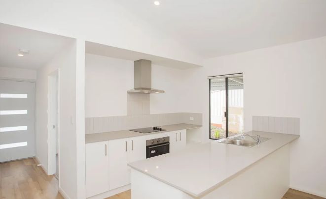 Modern 3-bedroom with double carport