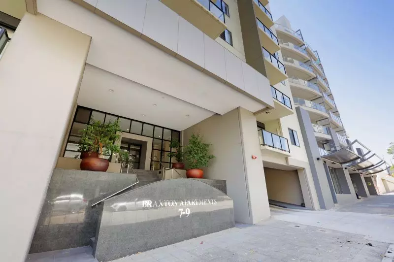 Central Spacious Living, with Resort-Style!