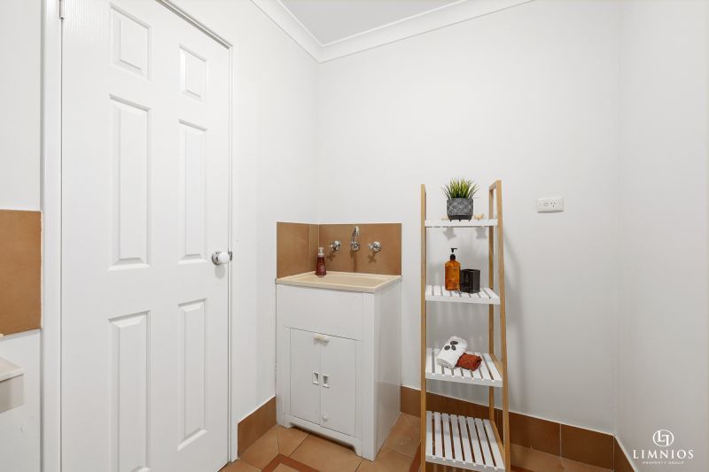 Versatile living