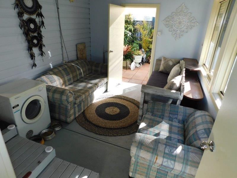 Site 242 (Pre Loved) Bayway Village