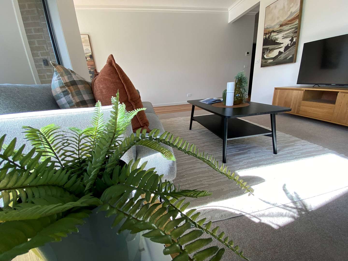 Modern 2 Bedroom Villa in a Peaceful Dingley Village Setting