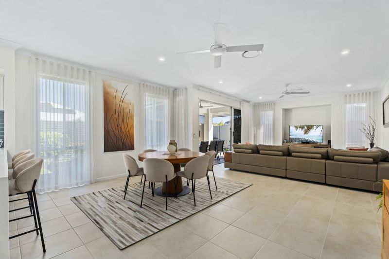 Site 483 - Established Special HIP