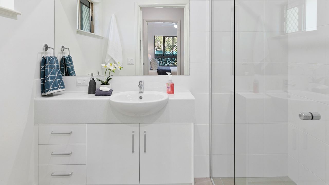 7/9 Salford Street, Victoria Point, 4165