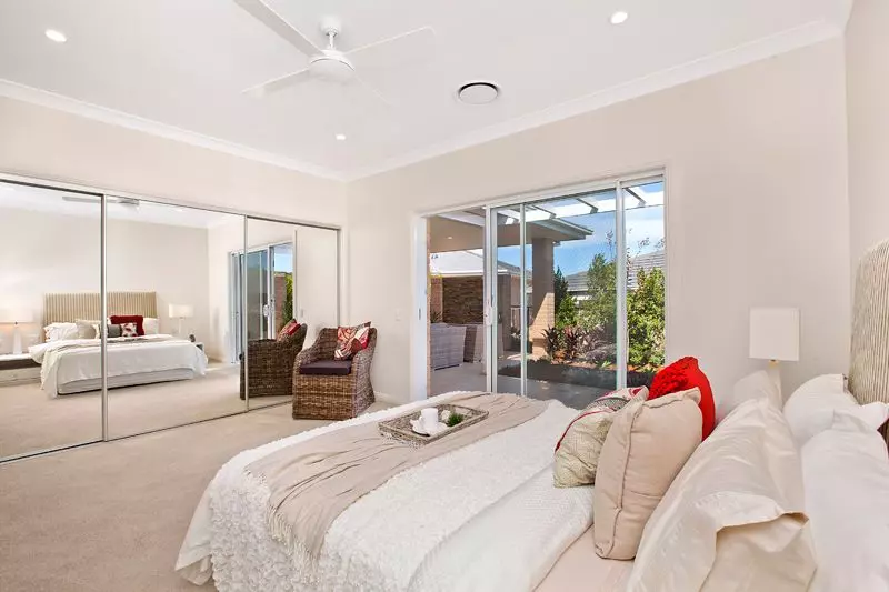 For those wishing the height of luxury…. The Lady Elliot is a must see!