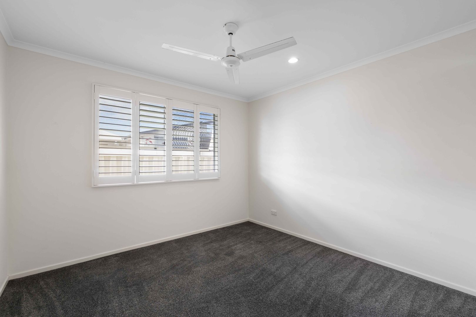 Well presented two bedroom home plus study in Palm Lake Resort Eagleby