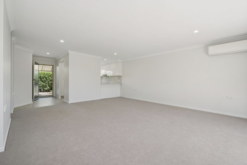 Bright Villa with Private Courtyard