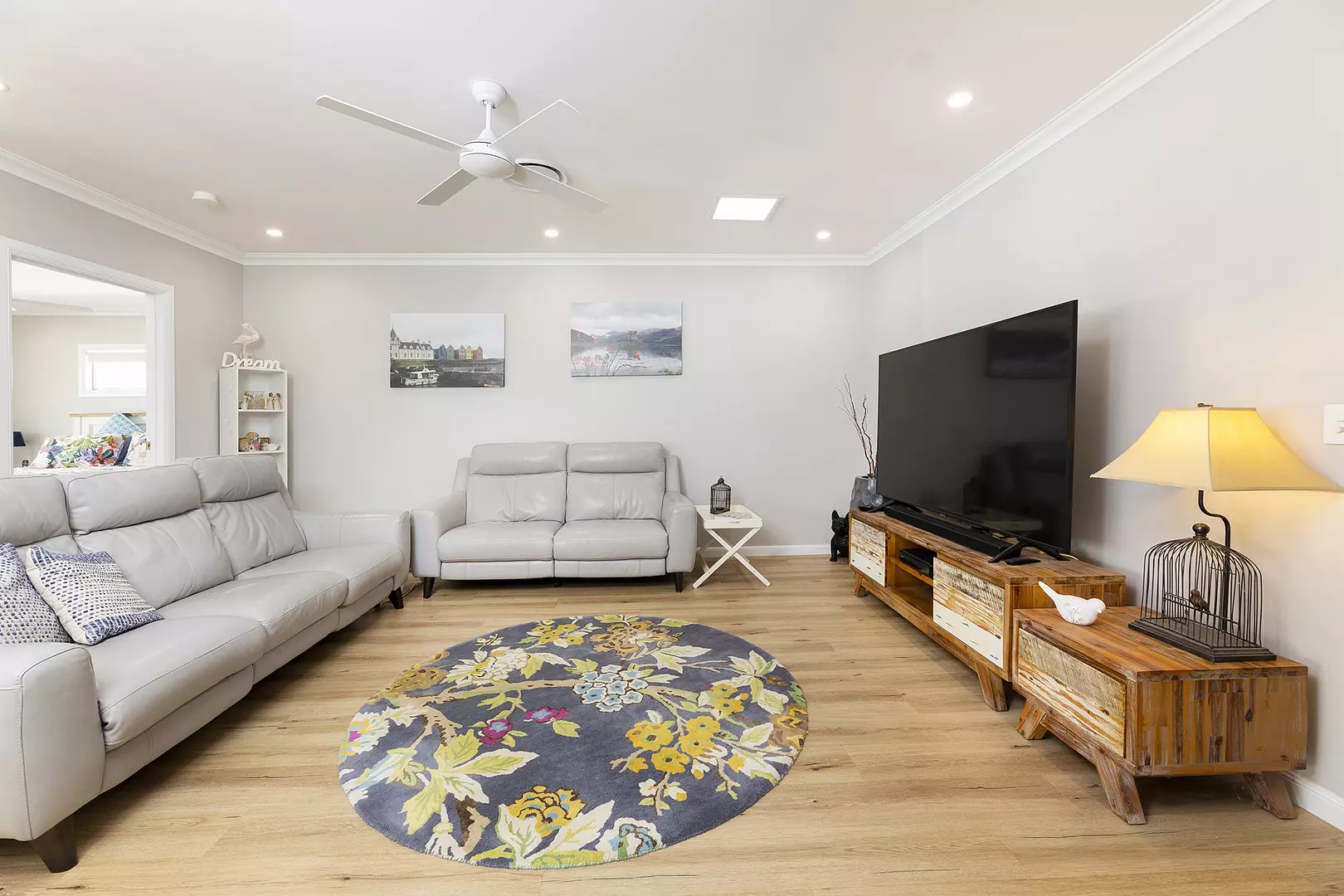 Sorrento 171 | Sitting Pretty