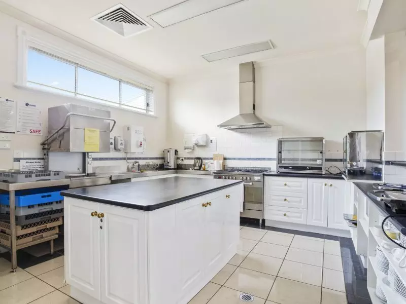 Well Presented One Bedroom Home