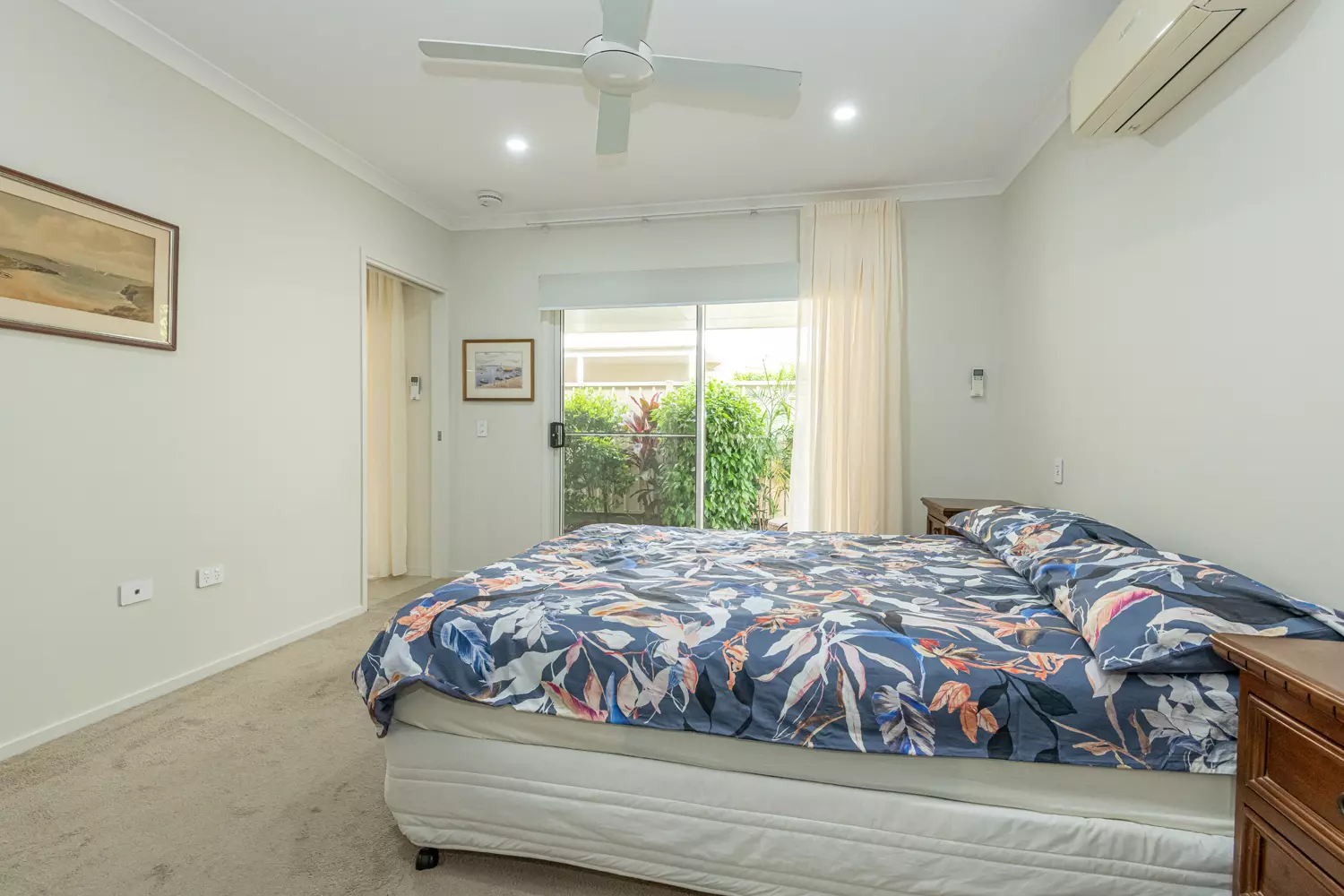 Stylish Living in a Prime Lifestyle Setting 