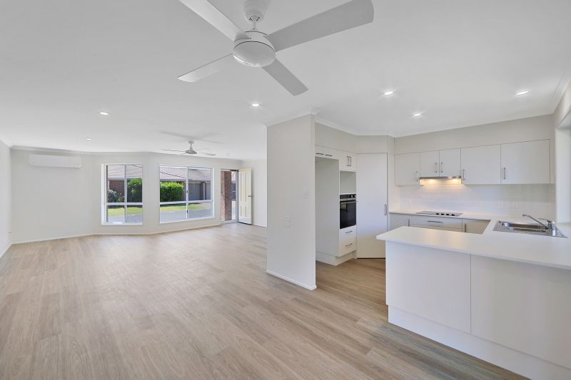 DEPOSIT TAKEN. Ready to move into - two-bedroom villa in a quiet cul-de-sac