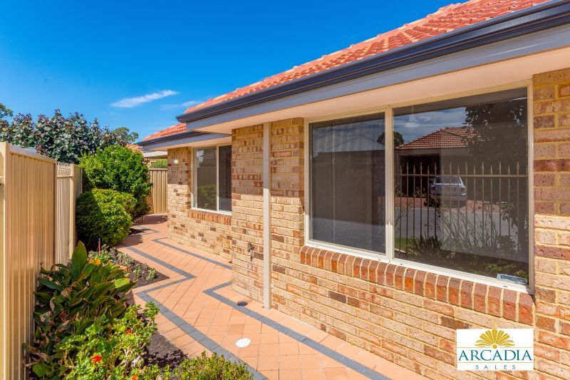 ARCADIA WATERS MANDURAH - Extra Wide Passageways & Spacious Living.