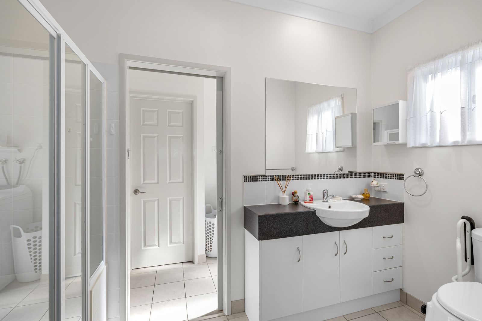 Turnkey home, ready for you to move in.