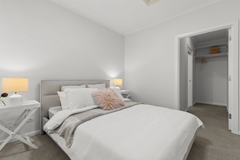 Rare Top‑Floor Apartment with Stunning Hills and Garden Views