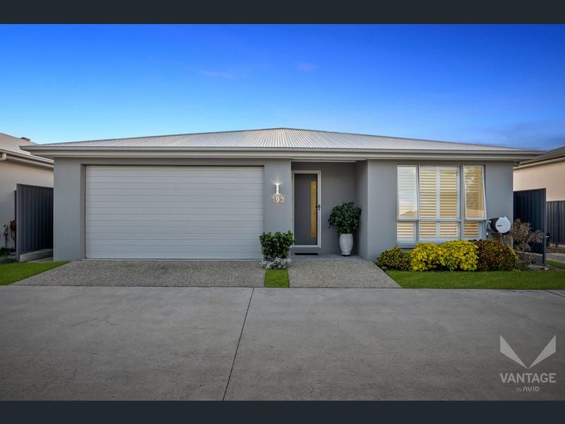 Luxury Downsizer with Two Master Suites