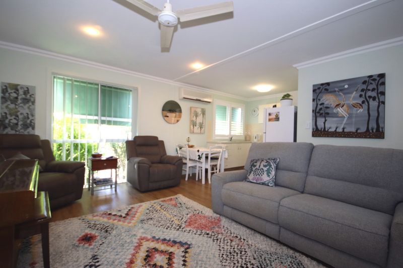 Pyramid Holiday Park - Over 50's Residential Park