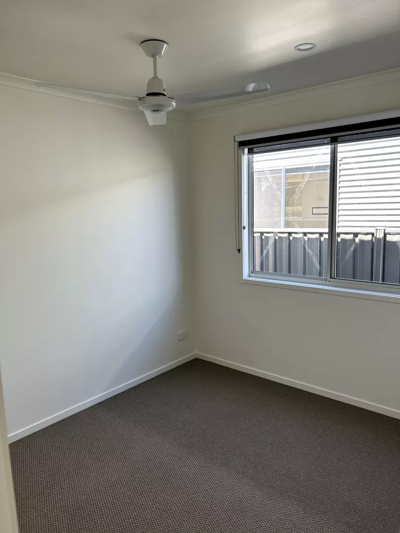 Nagambie Lifestyle Park - The Golden Whistler