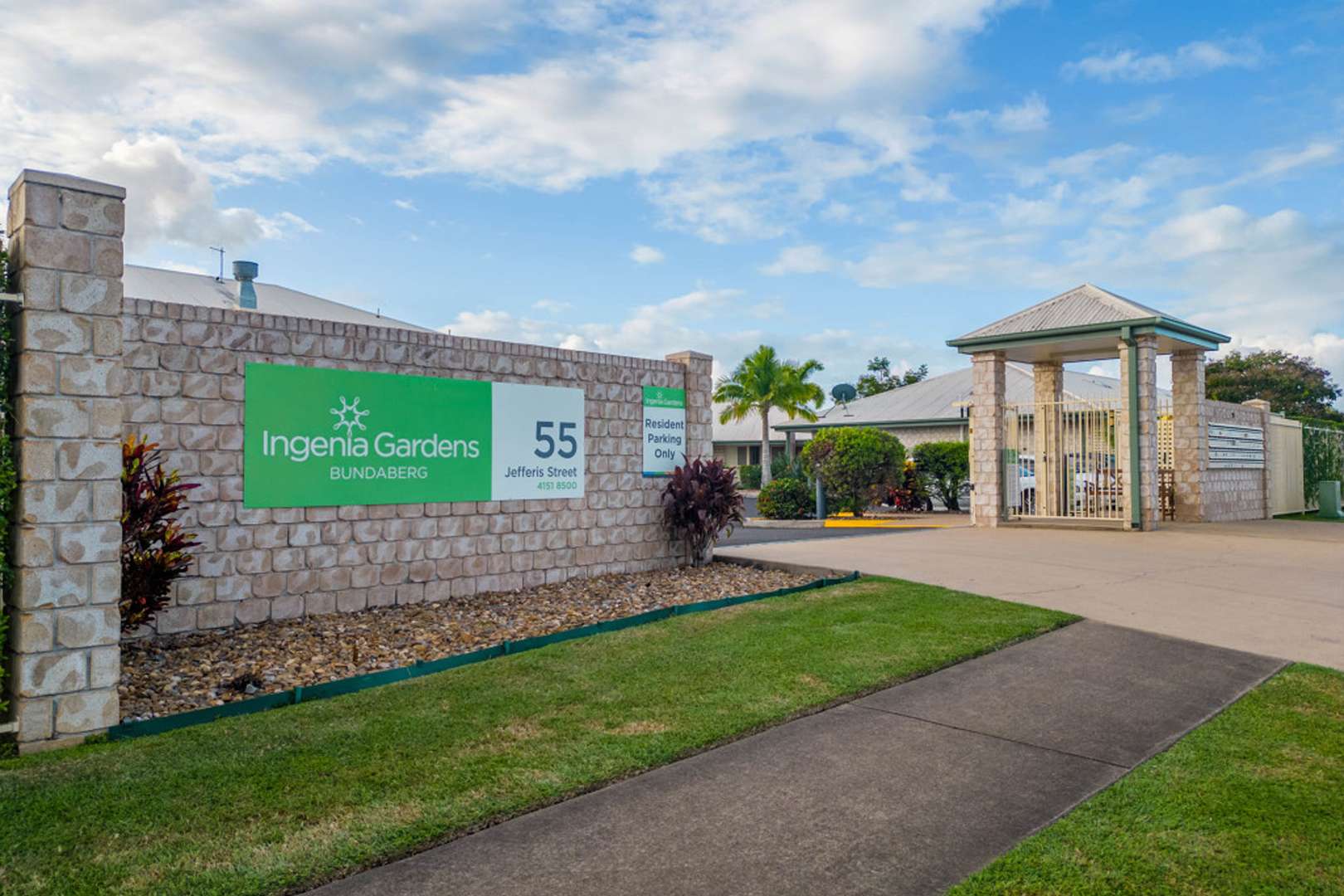 Independent Living  Unit with Kitchenette - Couples
Rent in a Seniors Living Community