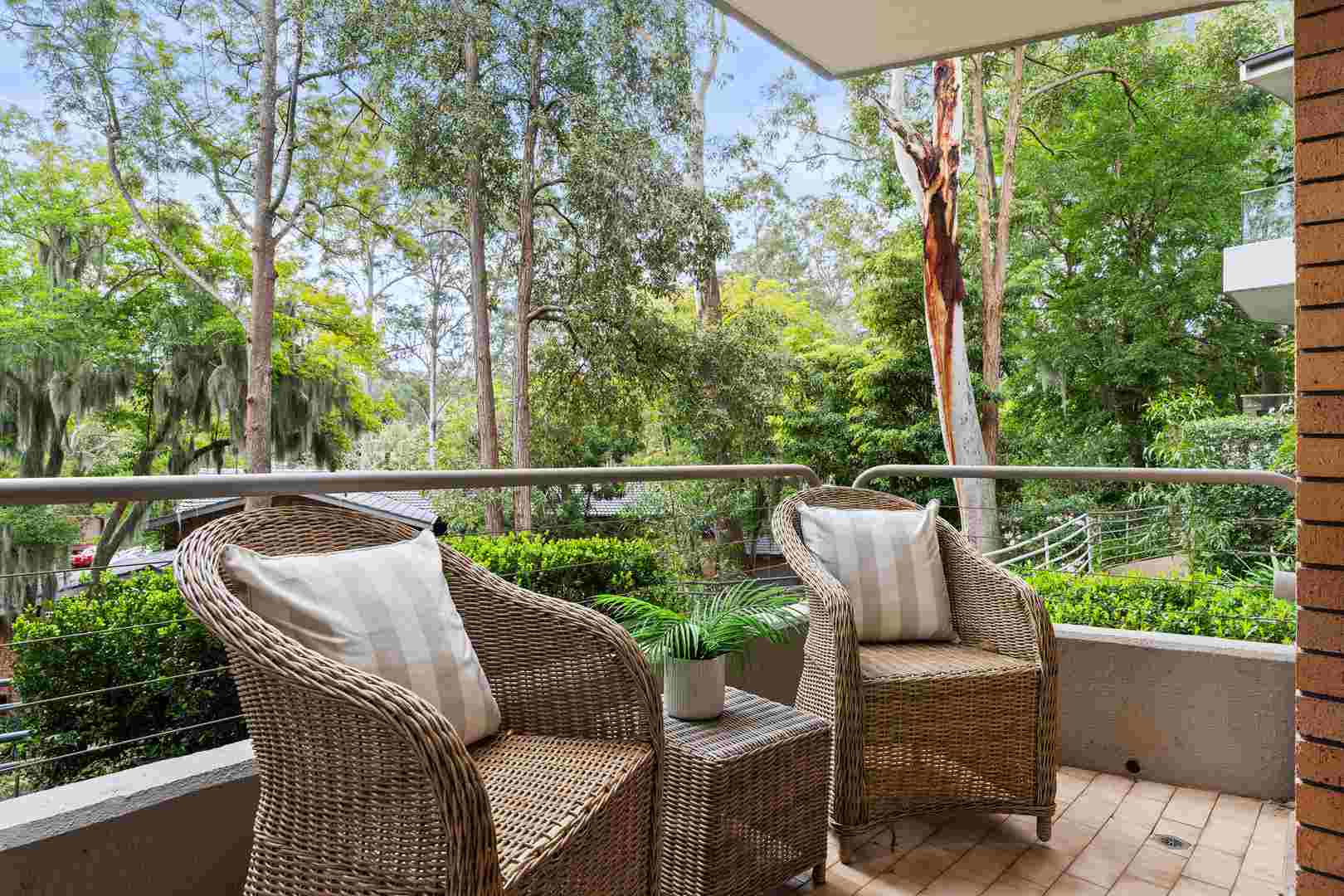 Serene 2-Bedroom Unit Surrounded by Nature