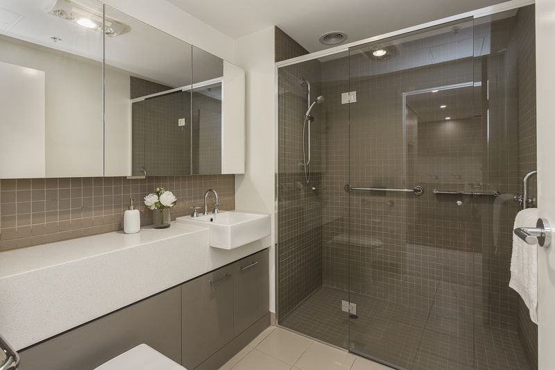 Contemporary Apartment Filled with Natural Light