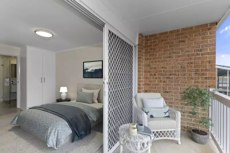 Sunny, fully refurbished apartment with chef-prepared meals and cleaning included!