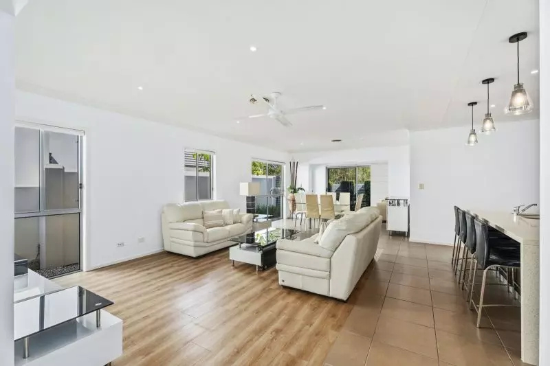 Site 77 - Established Flinders