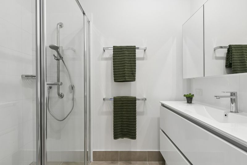 Spacious and Stylish with a Private Garden Courtyard