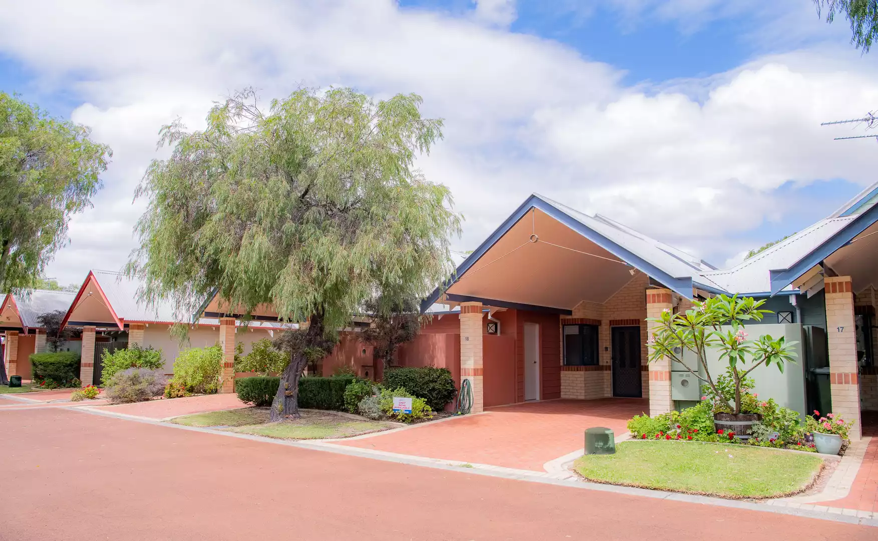 Exceptional 3 bedroom Independent Living Unit - Unit 27 Capecare Ray Village