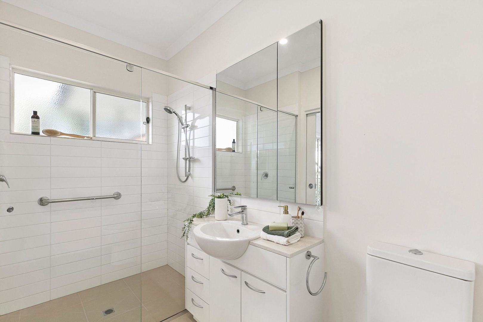Stylish Retirement Living in a Peaceful Setting