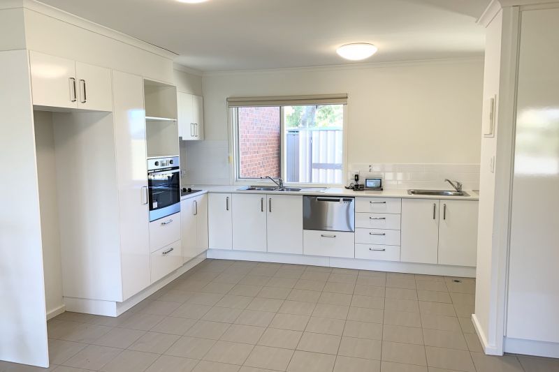 Newly renovated 1 bedroom home located in the Ridgehaven Rise Retirement Village