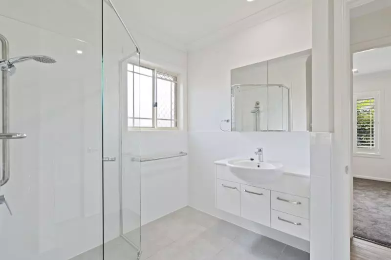 Friendly and social community with spacious villas!