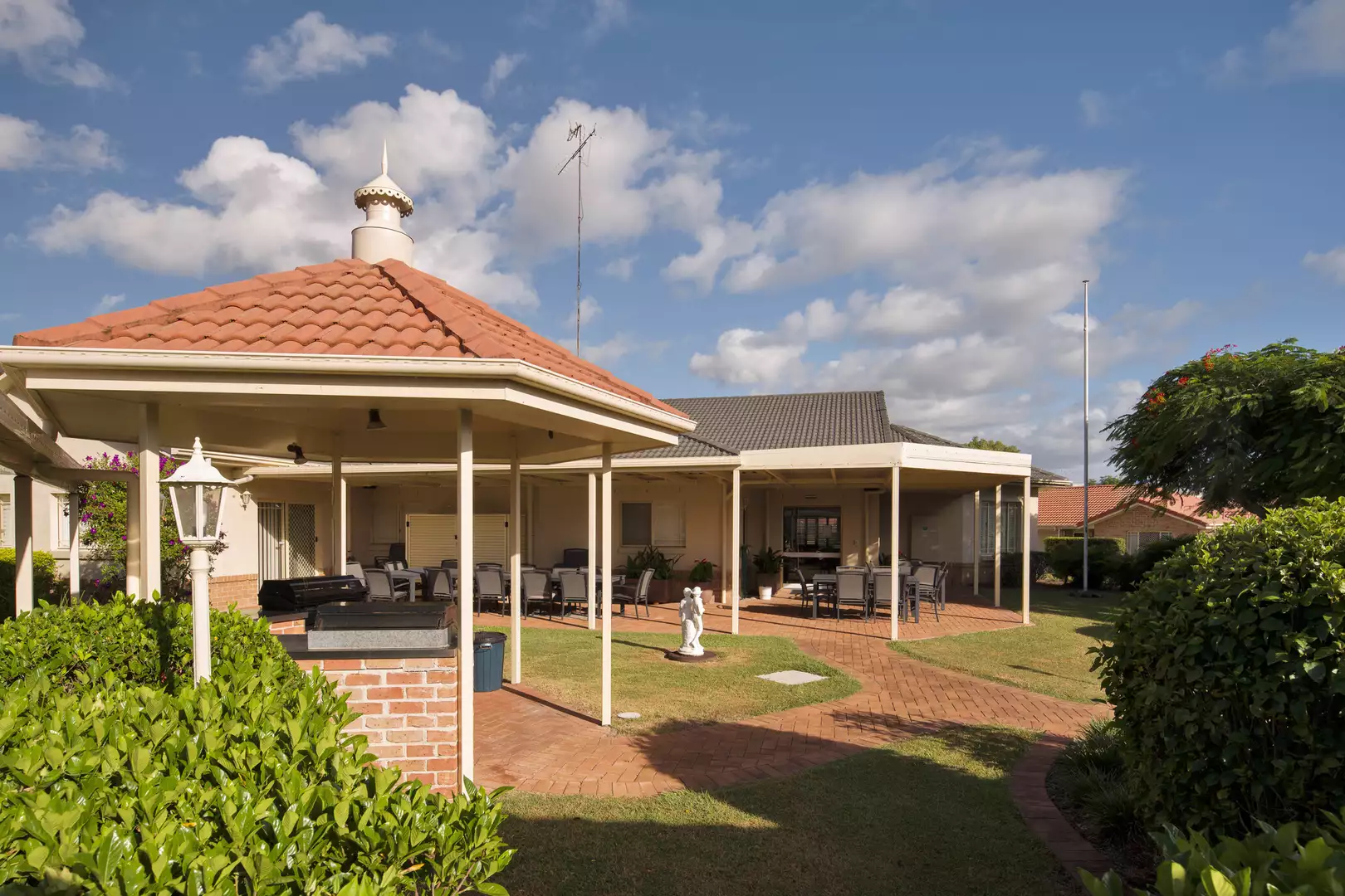 Experience a relaxed lifestyle by the bay at Cleveland Manor