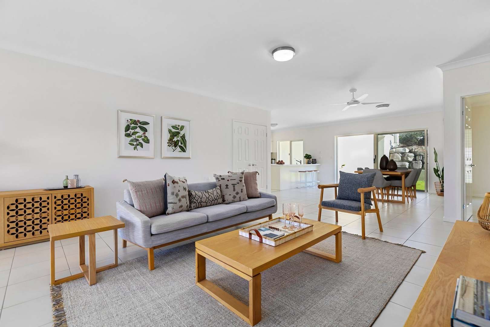 Spacious living, exceptional entertaining and an expansive lawn!