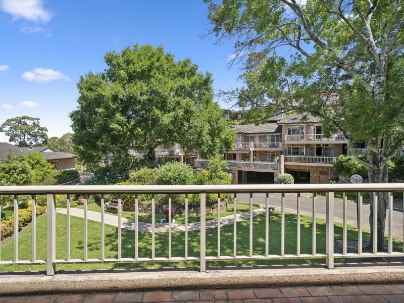 Light & bright one-bedroom unit