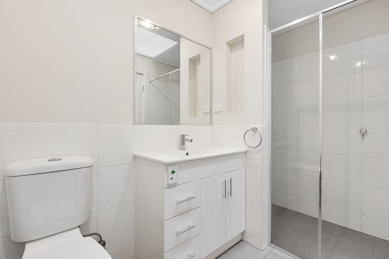 Tranquil garden retreat with A-grade village location