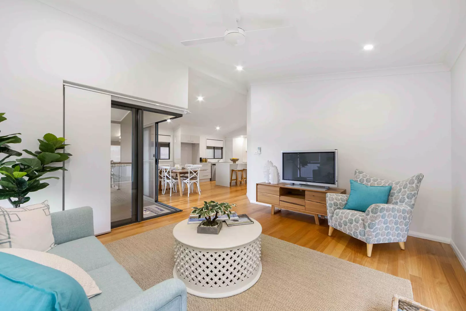 Newport Over 55s living Port Macquarie