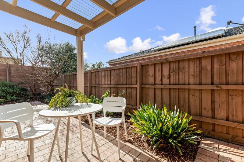 Delightful and newly renovated 2-bedroom villa