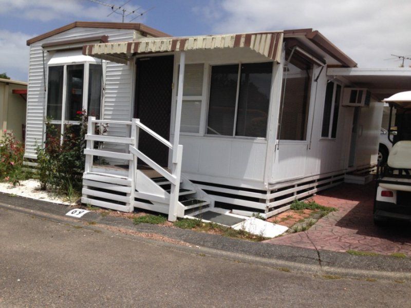 Reduced to Clear, Vendors need this one gone