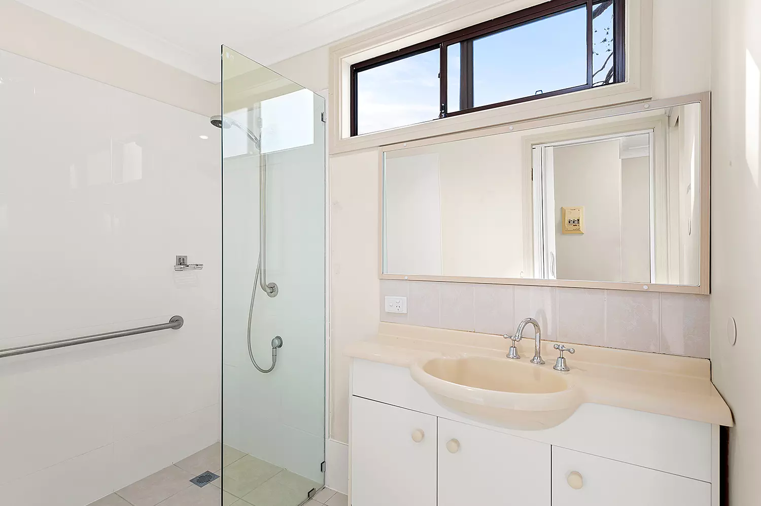 Broadlands Green Point - Serene outlook - Superb Home