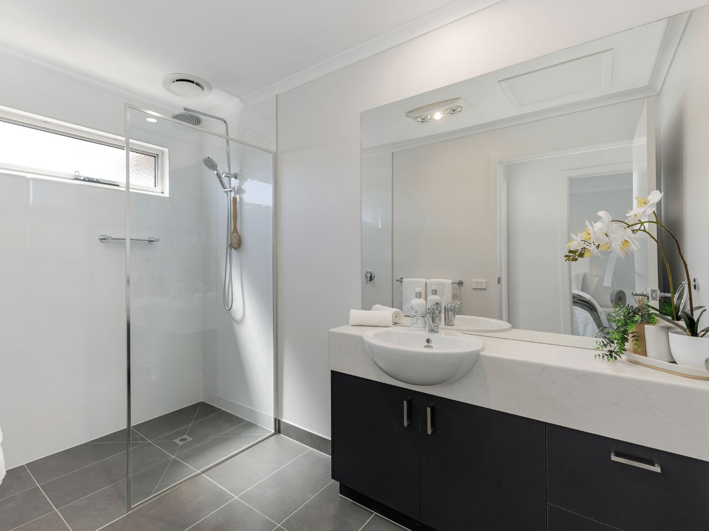 Big on Lifestyle, Small on Fuss