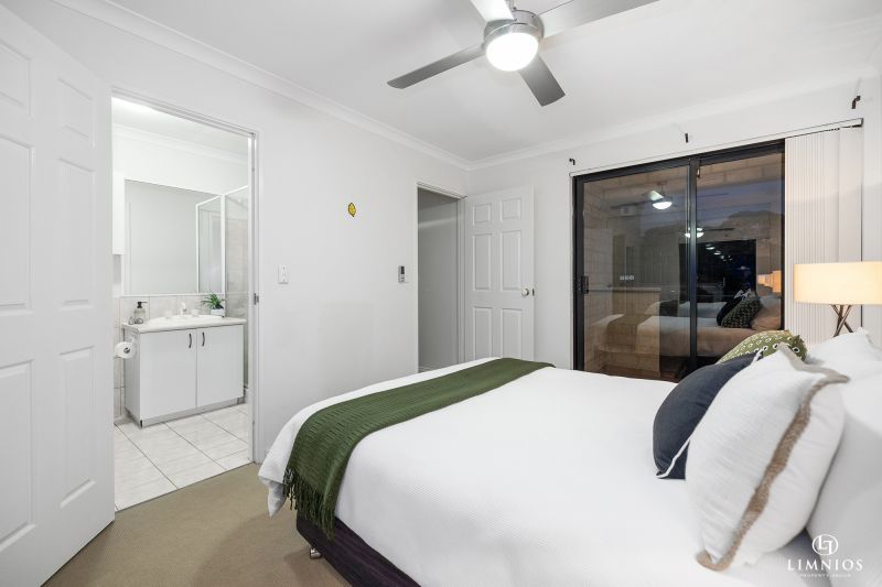 Versatile living