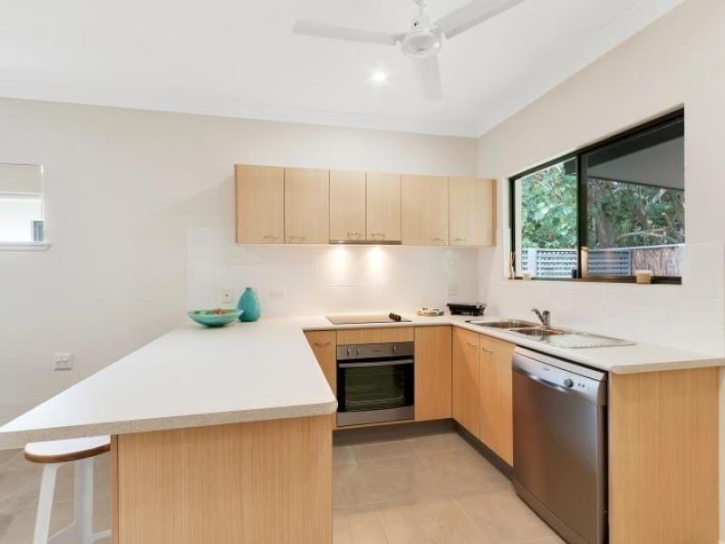 2 bedroom unit with private terrace