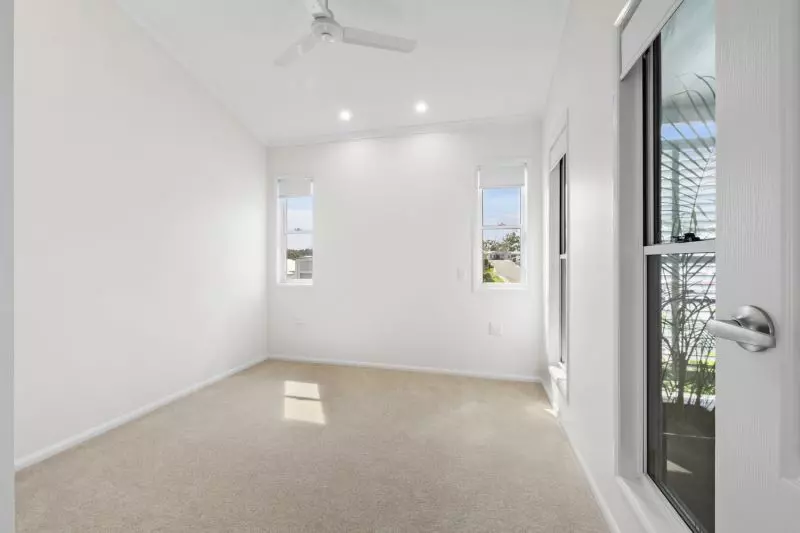 Peaceful Easy Living - Simply Move In & Relax!