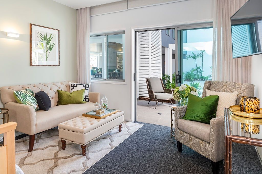 Superior Single Suite with Private Ensuite