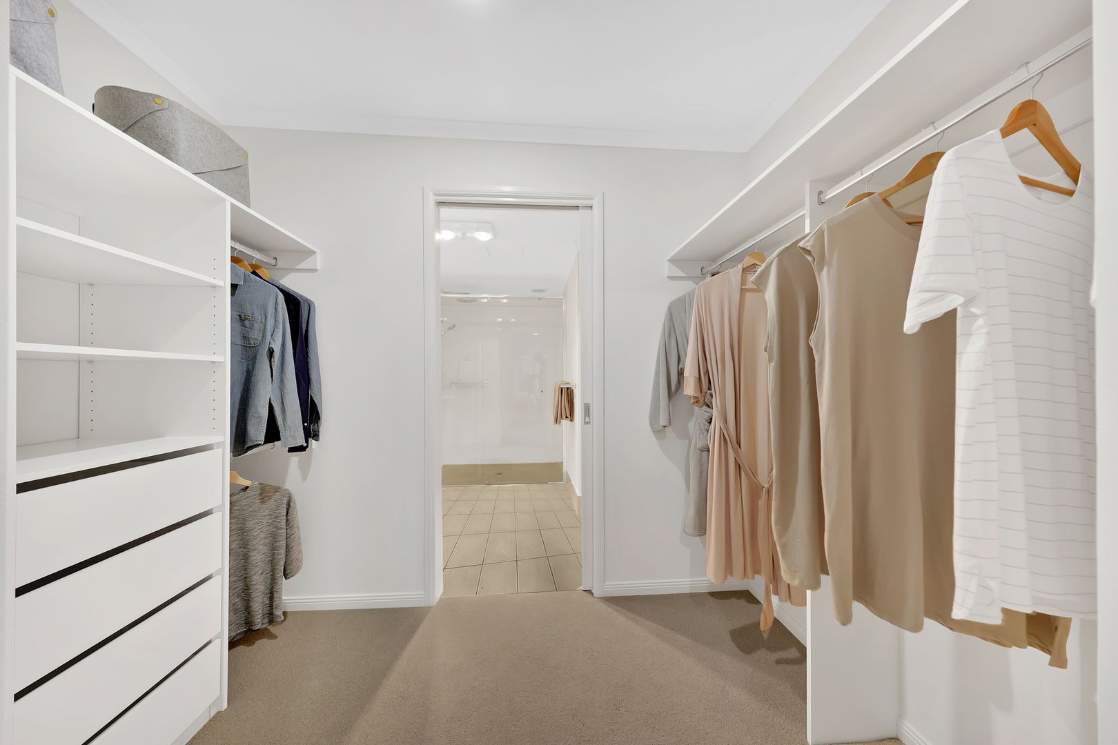 325/ 208 Mcdonalds Road, Epping