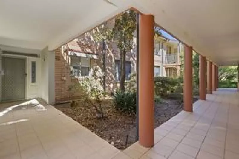 Stunning ground level unit with garden access