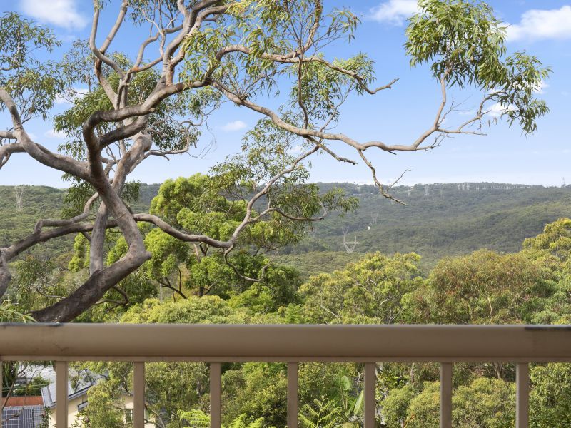 Light-filled villa with stunning bush view